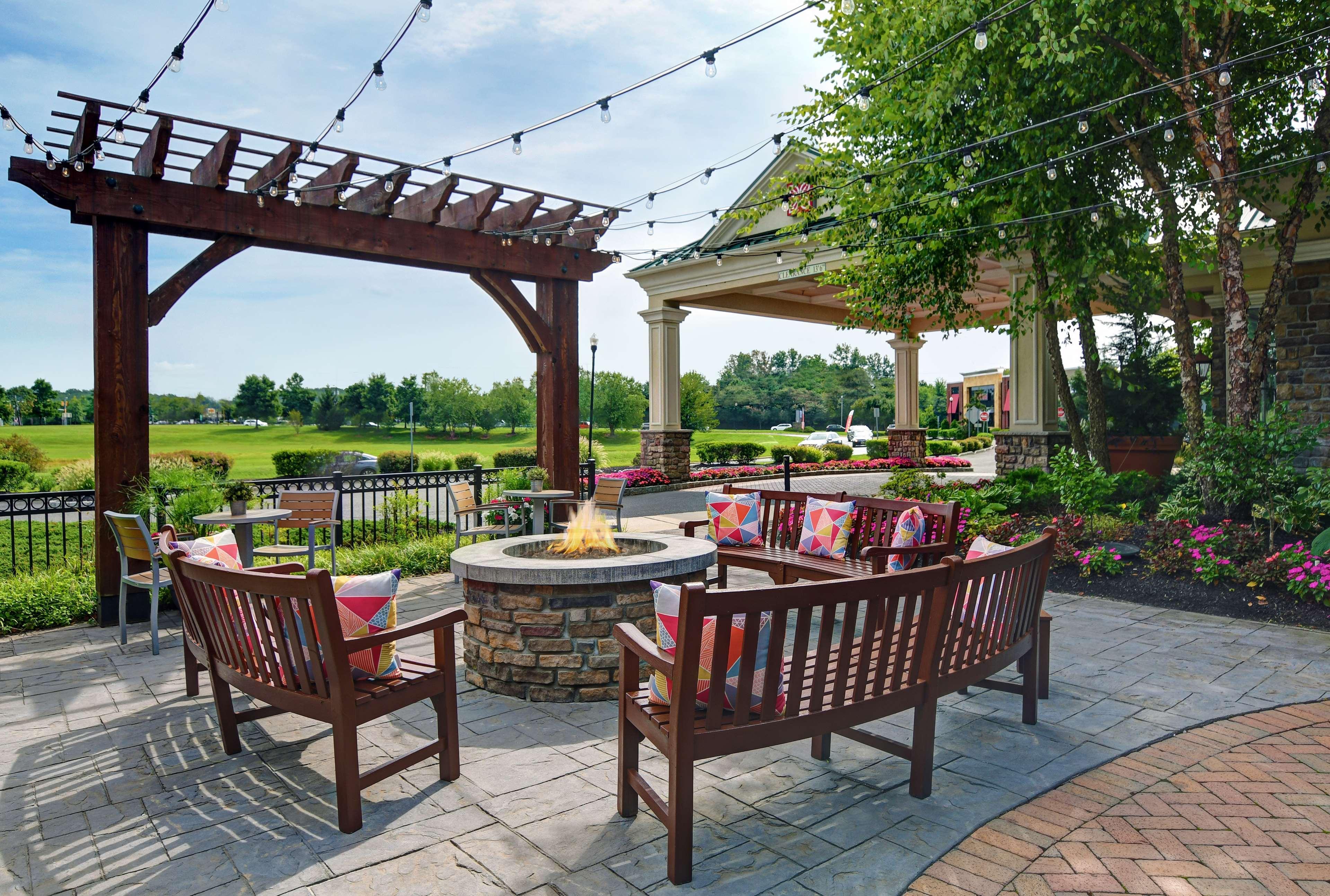 Hilton Garden Inn Hamilton Бордентаун Екстер'єр фото