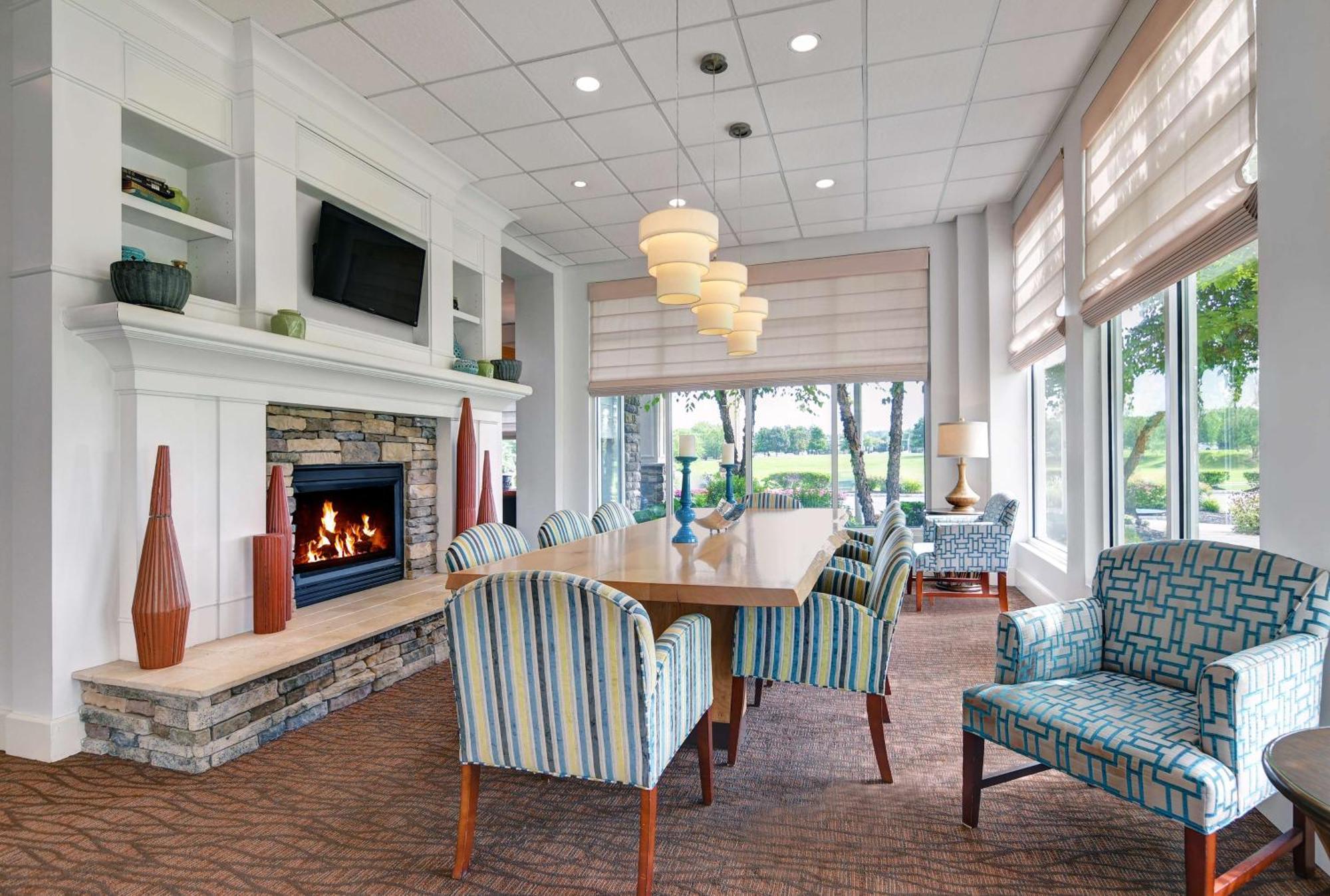Hilton Garden Inn Hamilton Бордентаун Екстер'єр фото