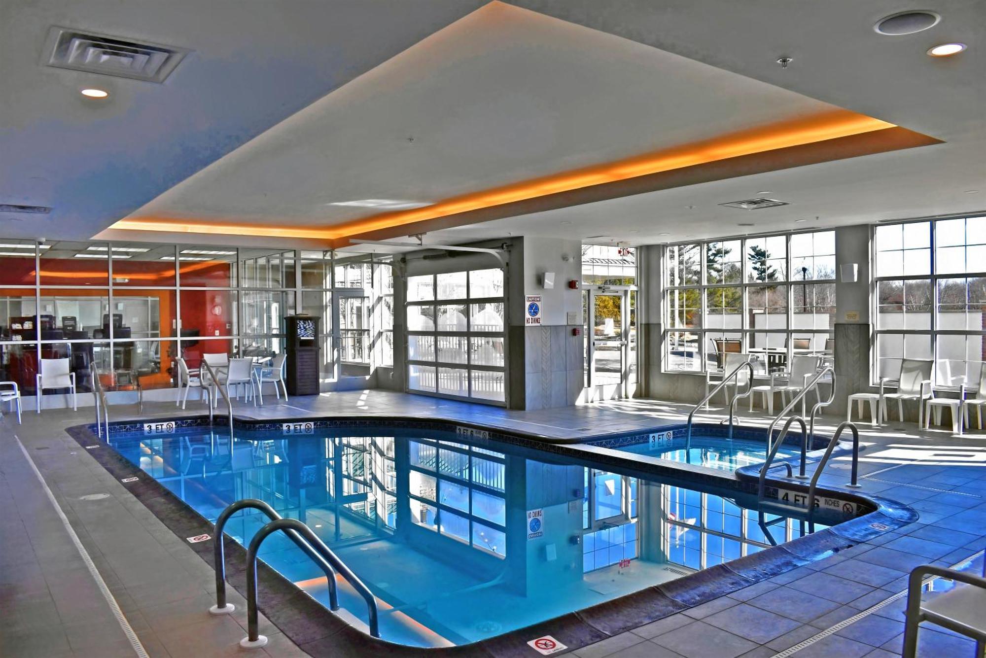 Hilton Garden Inn Hamilton Бордентаун Екстер'єр фото